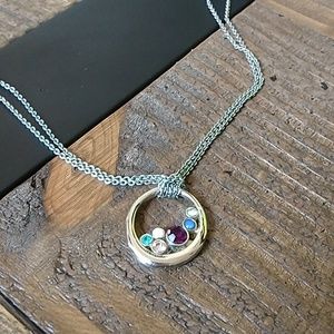 Pendant necklace